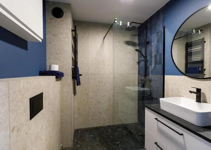 Golden - Stylish Loft - Great Location &jana Pawla33 *